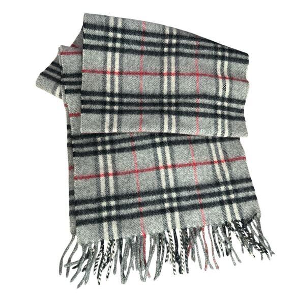 BB09. Burberry 100% Lambswool Scarf (Light Gray) - Picture 3 of 3